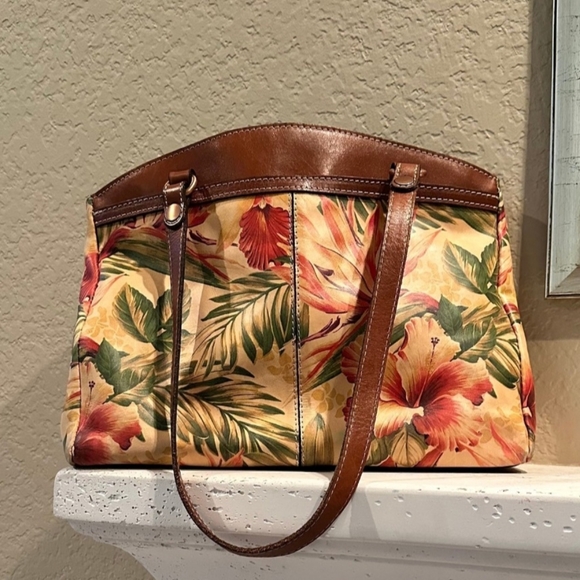 Patricia Nash Purse - Picture 2 of 3